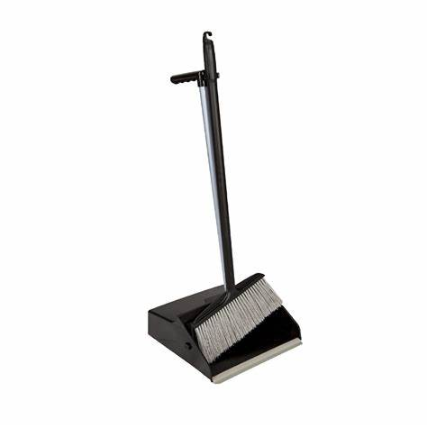 Plastic Long  Handle Scoop (includes Whiskas broom)